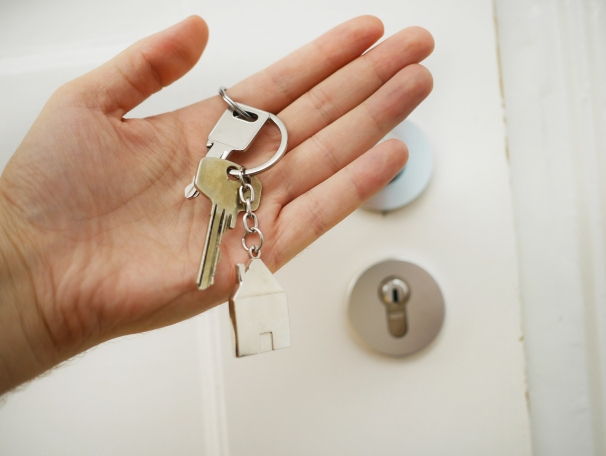 https://LauraNelson.StopRentingStartOwning.org